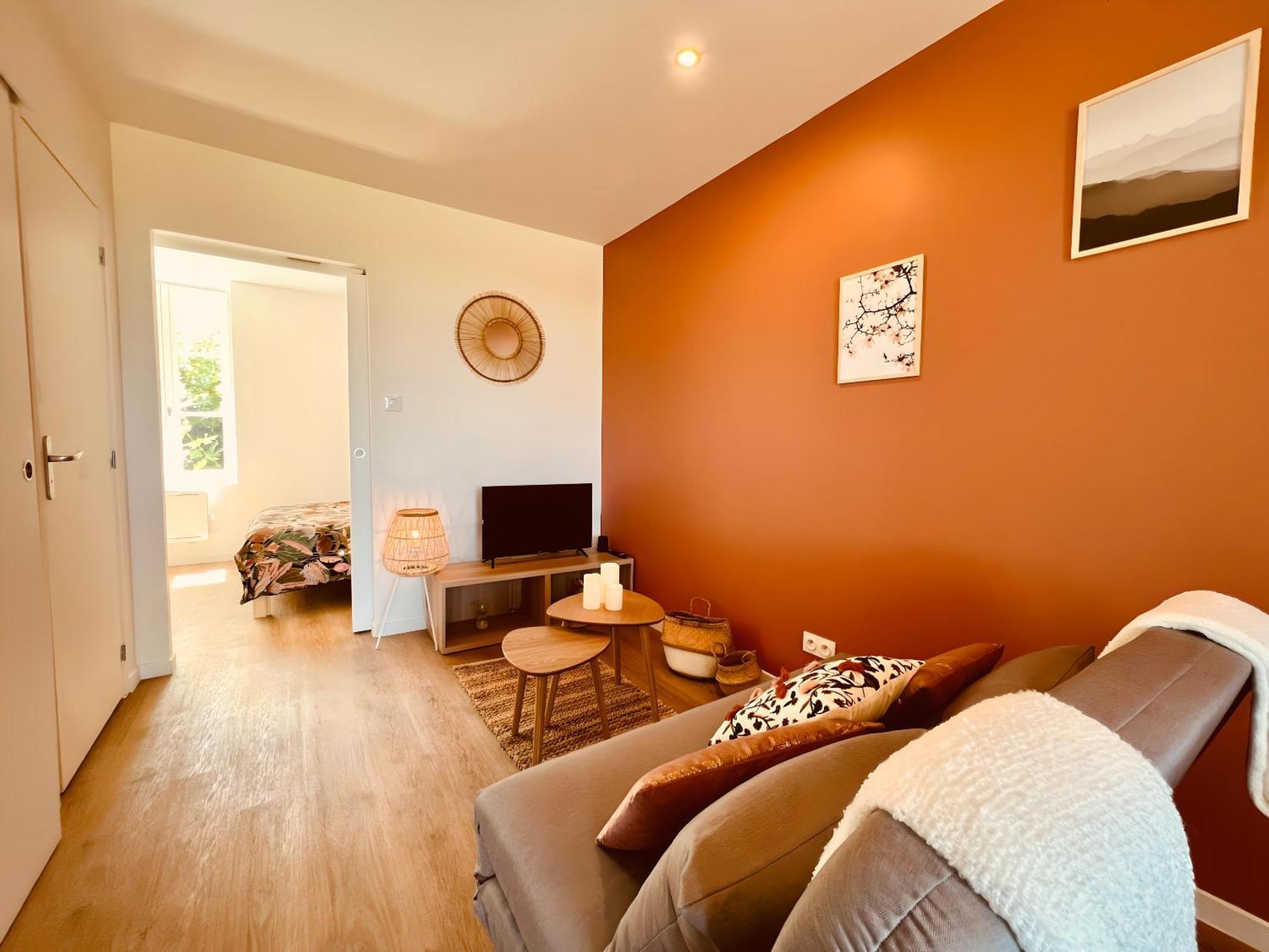 Le Sweet Terracotta - Homy Apartment